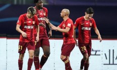 B体育体育平台-河北华夏幸福门将扑救精彩，助球队获胜