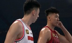 B体育体育教练-球队连胜纪录遭终结，篮球战事依然激烈