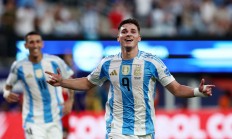 B体育体育网址-关于阿根廷传奇球星退役，将成立足球学校培养新秀的信息