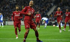 B体育体育官方登录入口-包含利物浦客场大胜曼联，赢得三连胜的词条