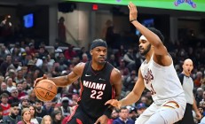 B体育体育教练-爵士主场击败热火，米切尔上演绝杀