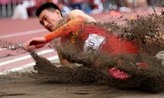 B体育体育登录-田径领域再添新冠军，打破纪录