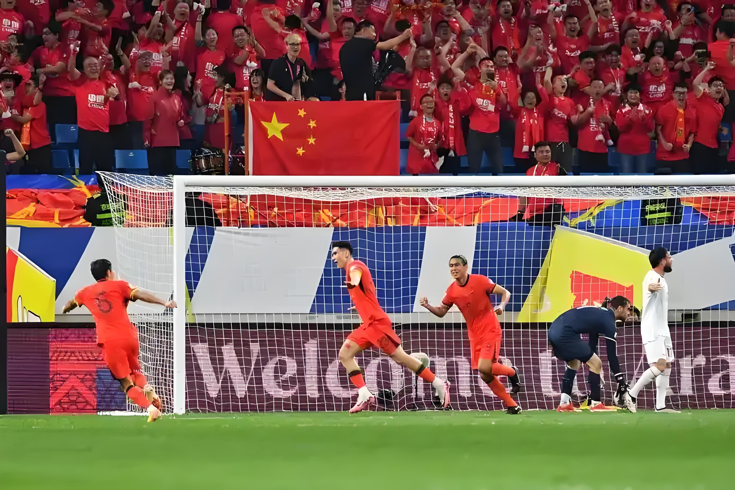 奥地利队在比赛中取得胜利,赢得晋级资格 奥地利队在比赛中取得胜利,赢得晋级资格