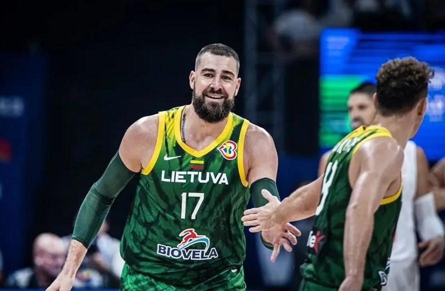 立陶宛代表队备战冲击冠军积极训练 立陶宛代表队备战冲击冠军积极训练