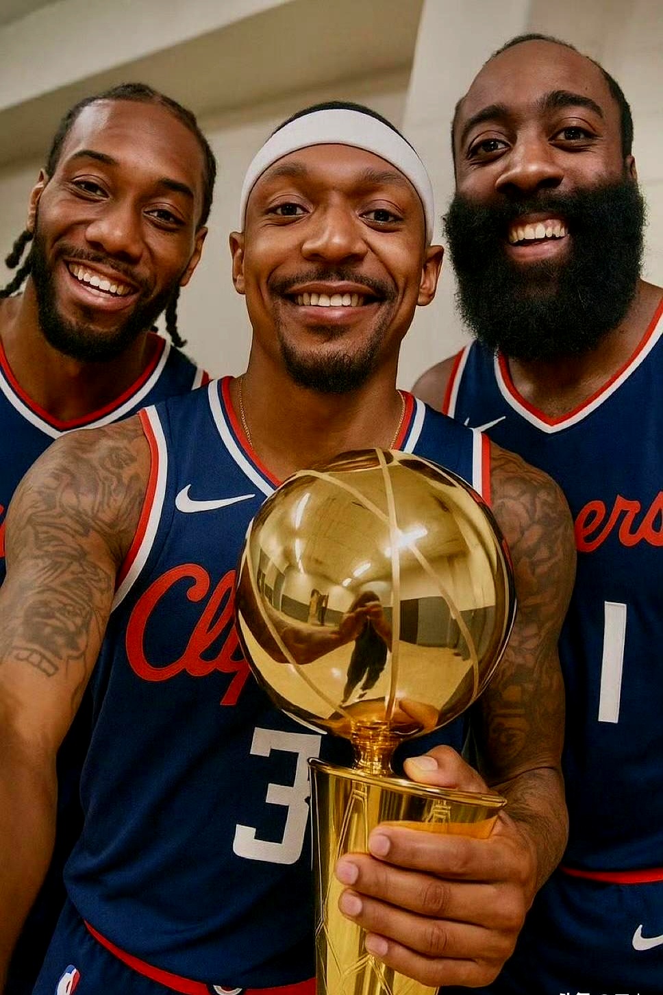 火箭队大杀四方,哈登继续领衔 火箭队大杀四方,哈登继续领衔