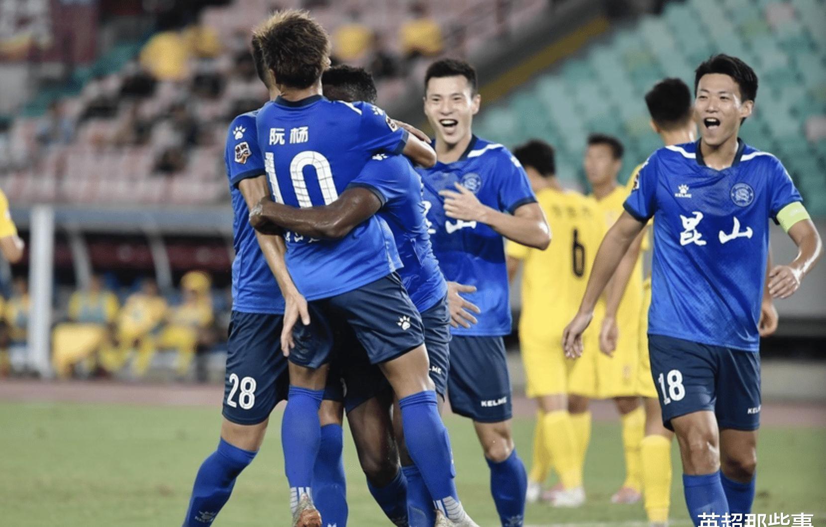 包含长春亚泰主场告捷，积分稳步攀升的词条