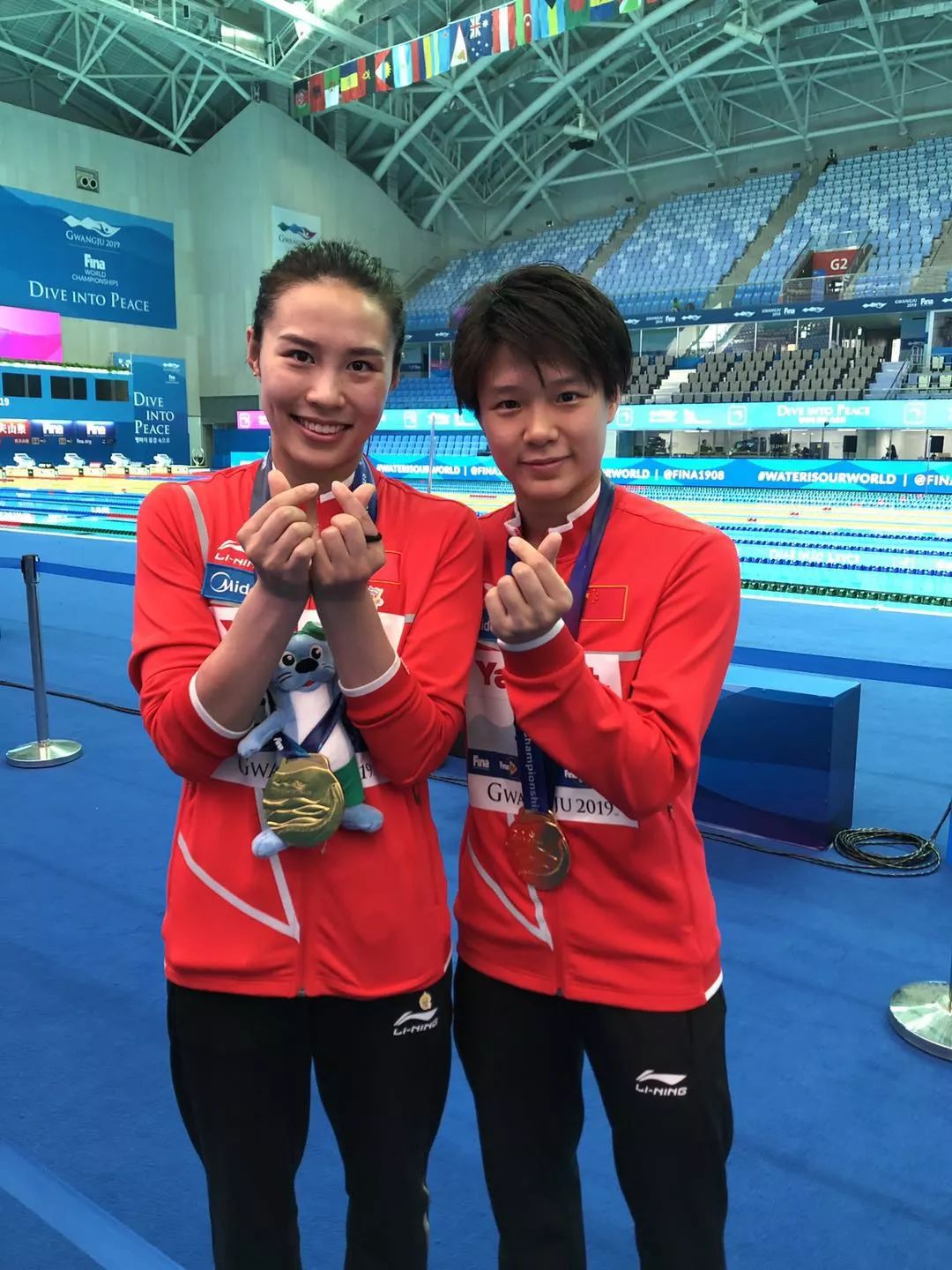 法国选手夺得跳水比赛铜牌